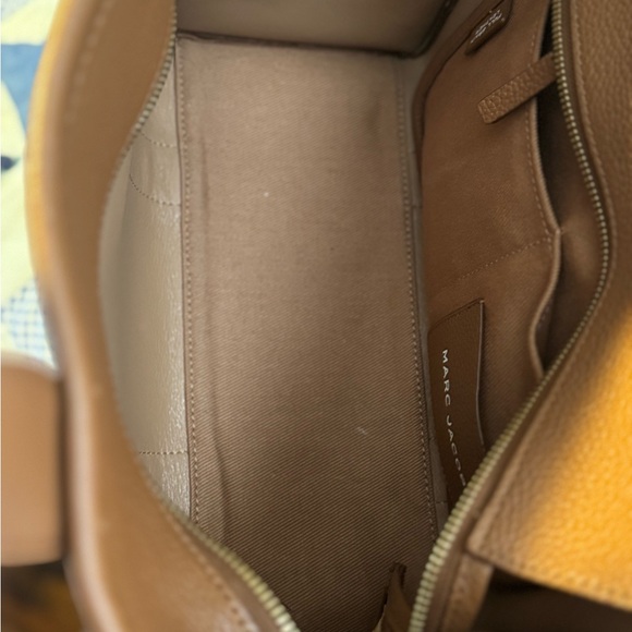 Marc Jacobs Brown Tote Bag - Picture 2 of 4